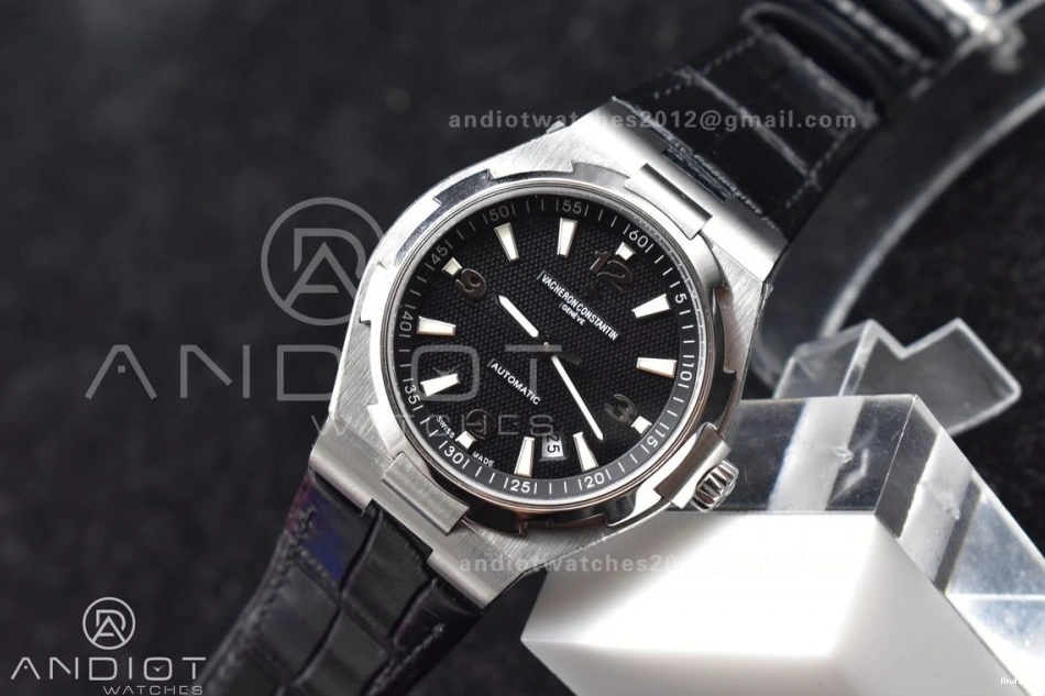 Rubber Overseas Strap Black on SS Black Dial 8F Maker 0317